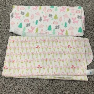Set of 2 Baby Girl Swaddles